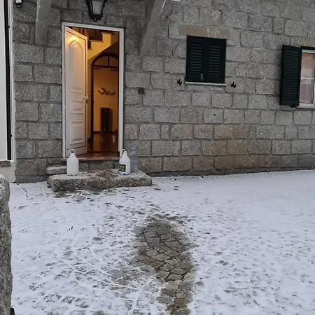 Casa Na Serra, Casa de Férias Sabugueiro (Guarda)