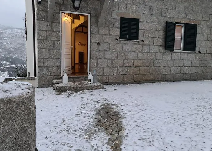 Casa Na Serra, Casa de Férias Sabugueiro (Guarda)